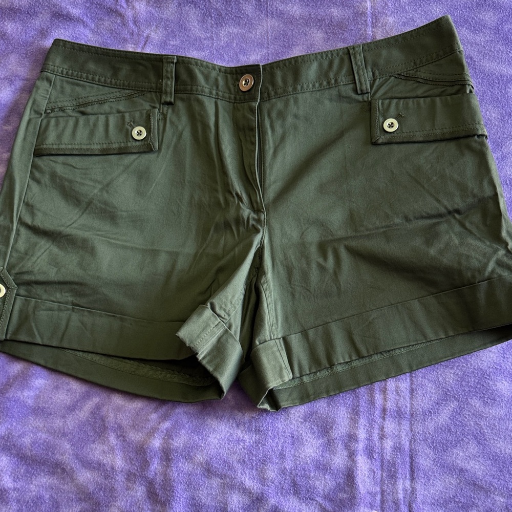 White House Black Market Dark Green Cargo Shorts